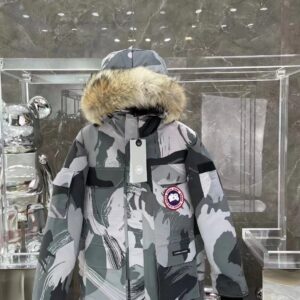 Kakobuy Canada Goose Down Jacket Collection Expedition and Black Label series available