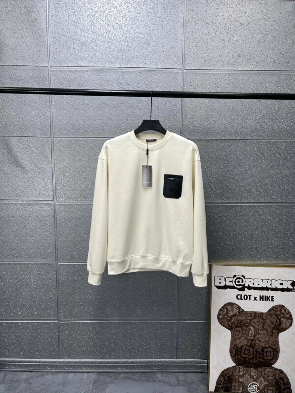 Kakobuy Burberry Pocket Sweatshirt White