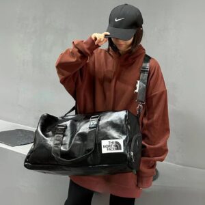 The North Face Fitness Travel Tote Bucket Bag in Unisex Design